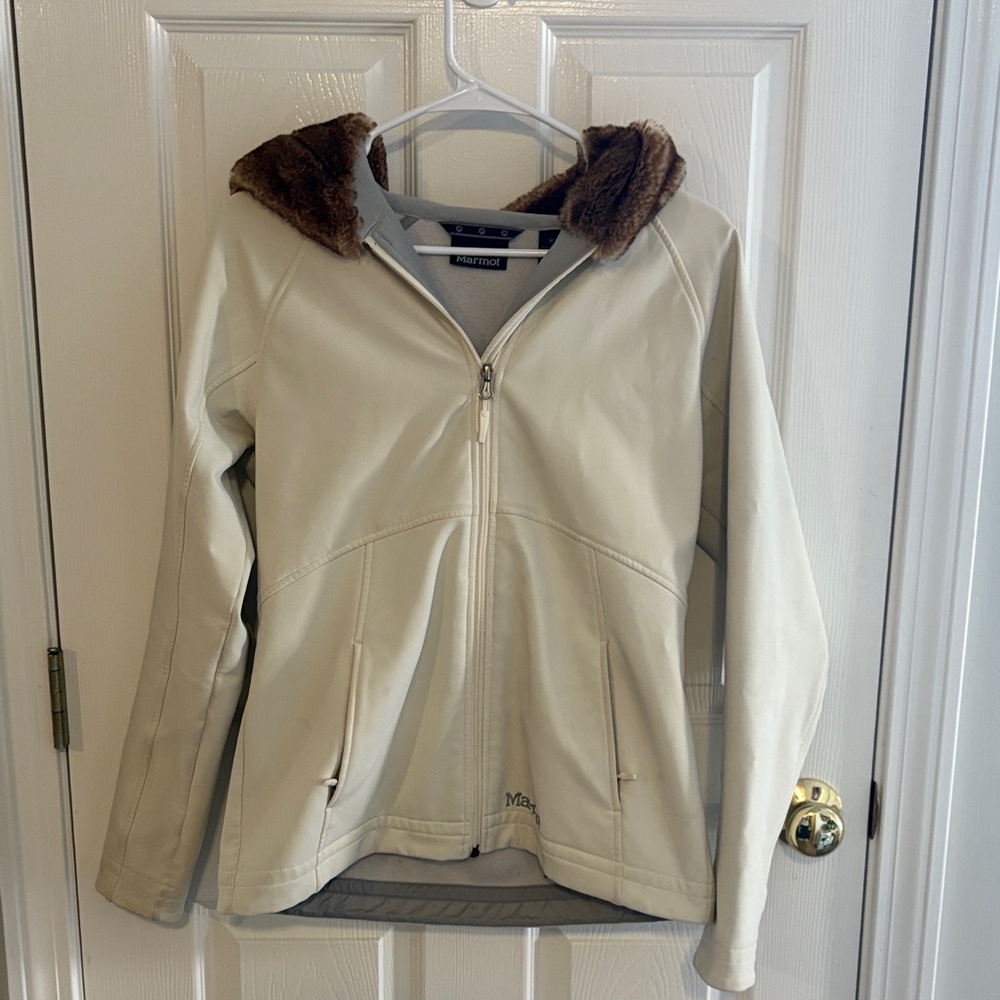 〰️ marmot jacket